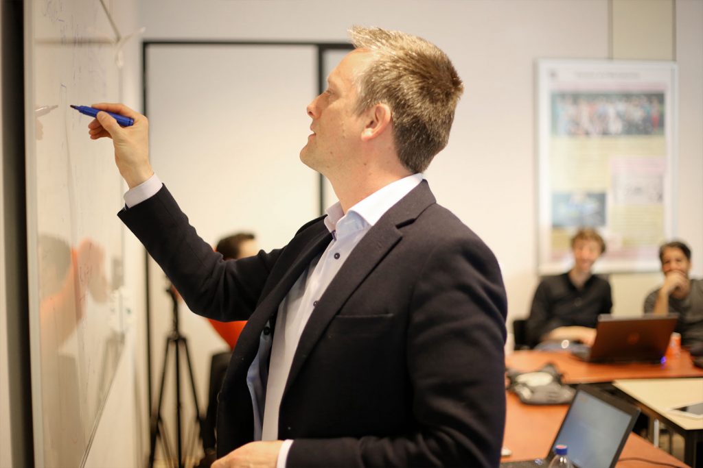 murab-reviewmeeting-utwente-0419-01